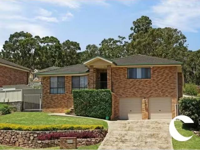 Just in! 3 BR 4 Cassegrain Close, Eleebana House for rent Lis.