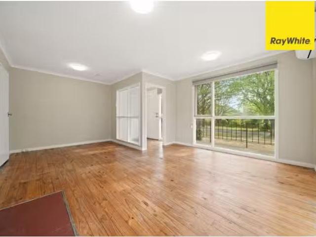 Cheap 3 BR 4 Hope Street, part SON House for rent Listed by O.