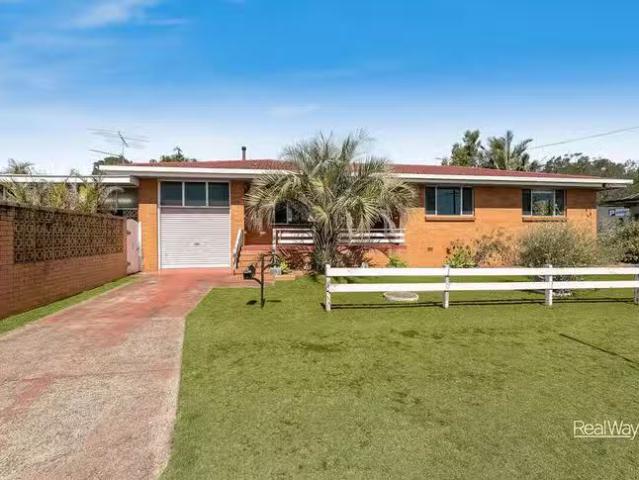 Unique 3 BR 4 Petal Street, Rangeville, QLD 4350