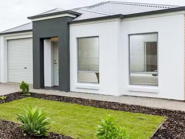 Cozy 3 BR 4 Rathlin Avenue, MARION, SA 5043 House for Rent