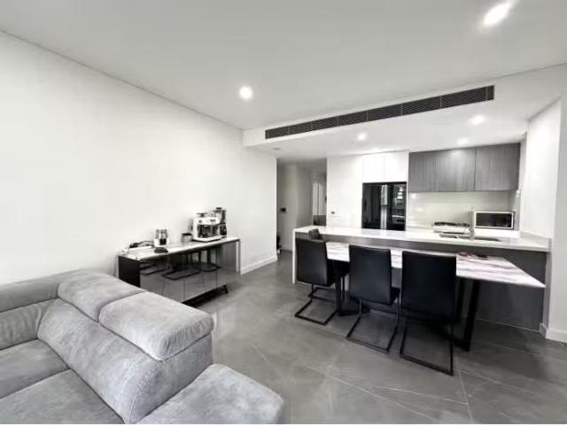 Nice 3 BR 501/1 Ibis Street, Lidcombe Apartment for rent List.