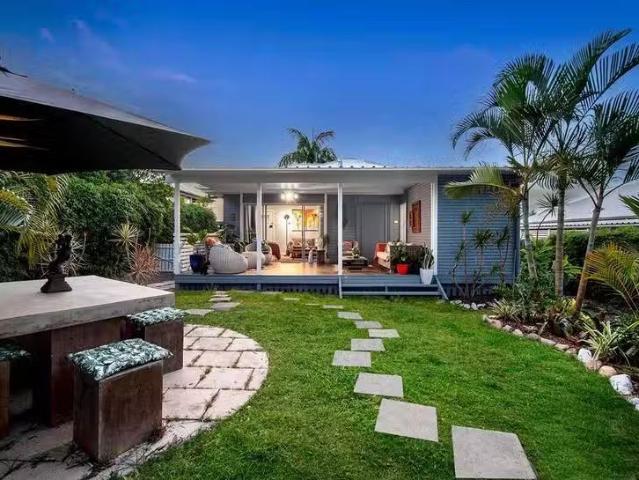 Cheap 3 BR 50 Funnell Street, Zillmere, QLD 4034