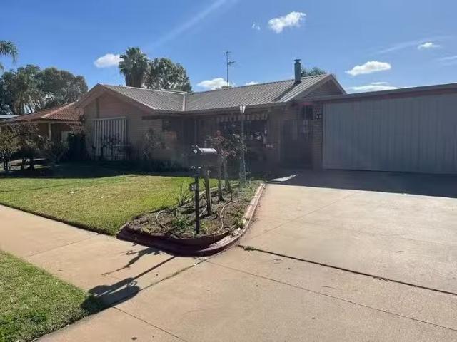 Charming 3 BR 58 Washington Drive, Mildura, VIC 3500