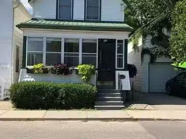 Just in! 3 BR 59318785 112 Water St W