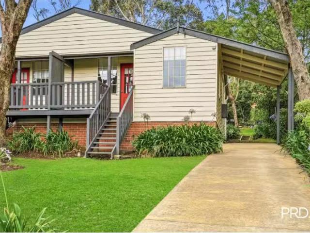 New 3 BR 5A Mountbatten St, Blackheath Townhouse for rent Lis.