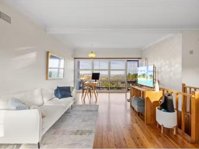 New 3 BR 6 Henricks Place, Beacon Hill House for rent Listed.