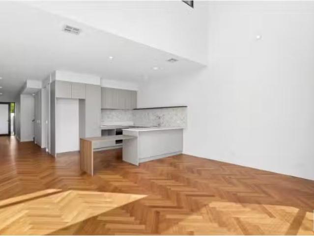 Cozy 3 BR 7/30 Lowrie Street, partson Townhouse for rent List.