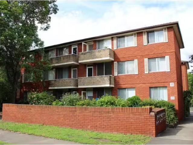 New 3 BR 8/11 Albert Street, North Parramatta Apartment for re.