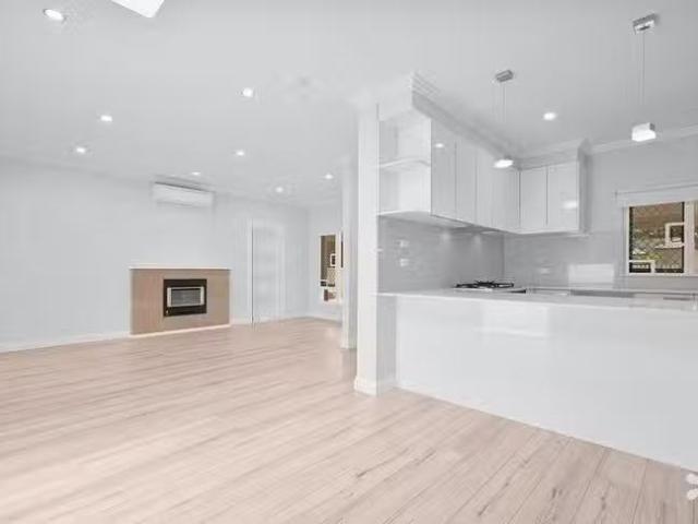 Nice 3 BR 81 Boulton Street, Dianella, WA 6059