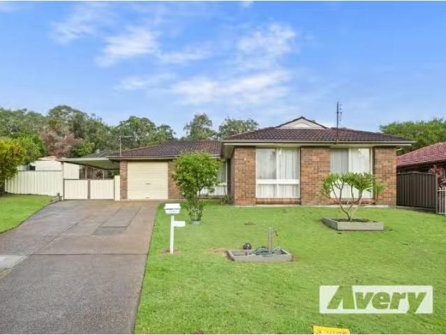 Nice 3 BR 8 Nigel Place, Carey Bay House for rent Listed by P.