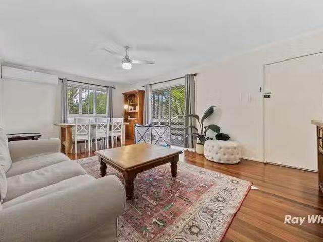 Rental! 3 BR 940 Rochedale Road, Rochedale South, QLD 4123