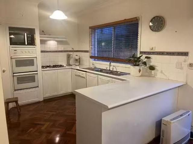 Rental! 3 BR 97 Canterbury Terrace, East Victoria Park, WA 6101