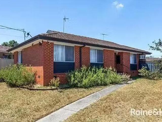 Nice 3 BR 9 Hesse Court, Westmeadows, VIC 3049