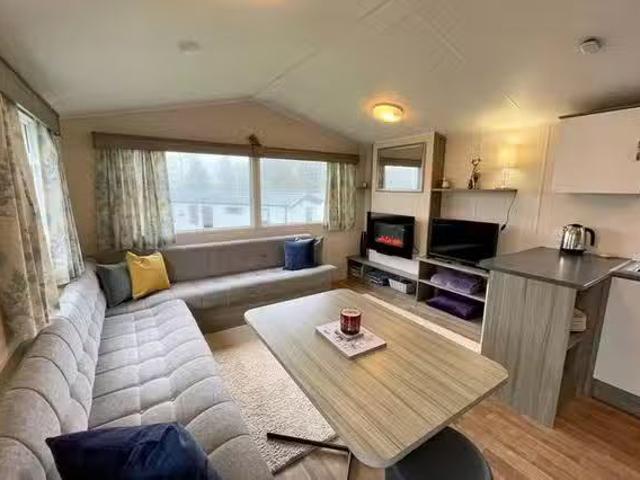 New 3 BR Craigielands Park