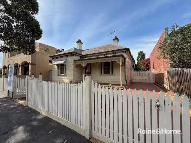 Cheap 3 Gladstone Street, Moonee Ponds VIC 3039