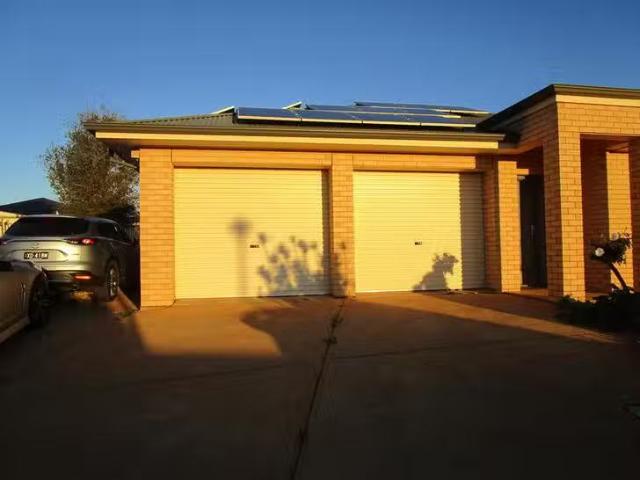 Charming 3 Mcegan Court, Evanston Park, SA 5116