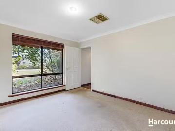 Just in! 3 Sheen Court, Kingsley, WA 6026