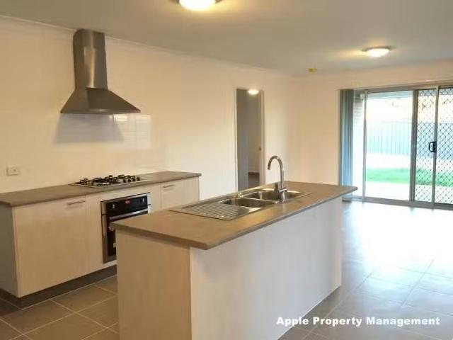 New 3 Picton Street, CESSNOCK House for rent Listed by Christ.