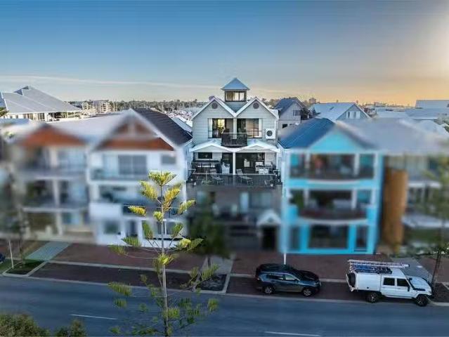 Nice 3A/19 Breakwater Parade, Mandurah, WA 6210