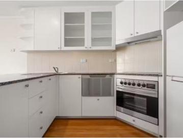 Charming 44/18 Captain Cook Crescent, Griffith Apartment for r.