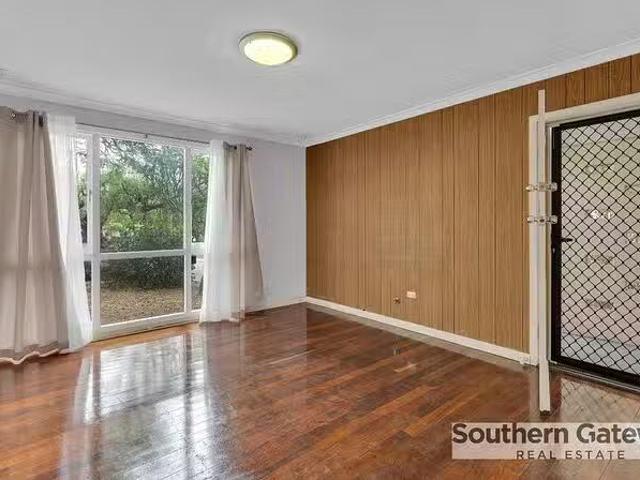 Charming 44 Gawler Way, Calista, WA 6167