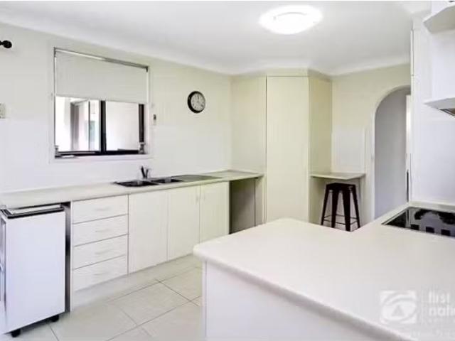 Just in! 44 Water Street, Forster House for rent Listed by Na.