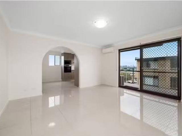 Charming 4/58 Amelia Street, Coorparoo Apartment for rent Lis.