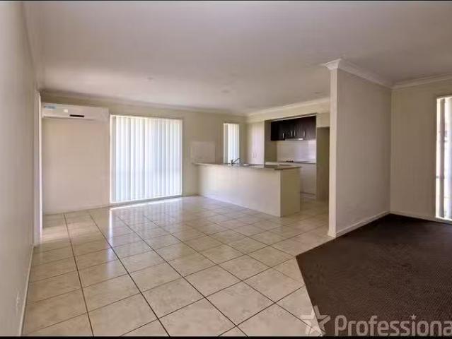 Cozy 45 Oxford Street, North Booval, QLD 4304