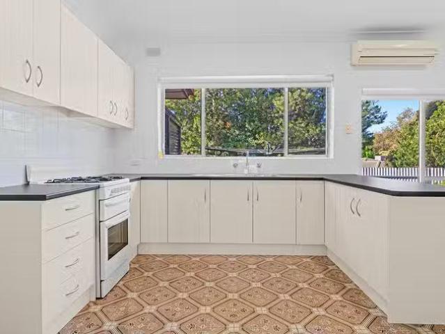 Cozy 45 Gunther Parade, Pasadena, SA 5042