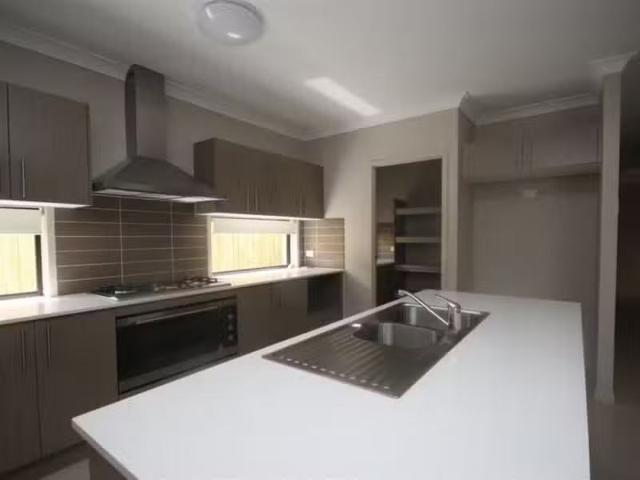 For Rent! 46 Meymot Street, Banyo, QLD 4014 House for Rent