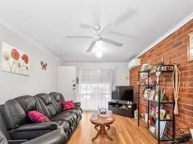 Charming 4/6 Beck Court, Paralowie, SA 5108