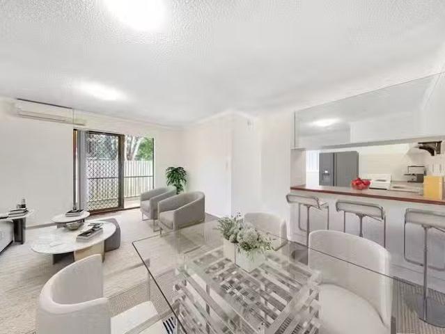 Cheap 4/73 75 Lower King Street, Caboolture, QLD 4510