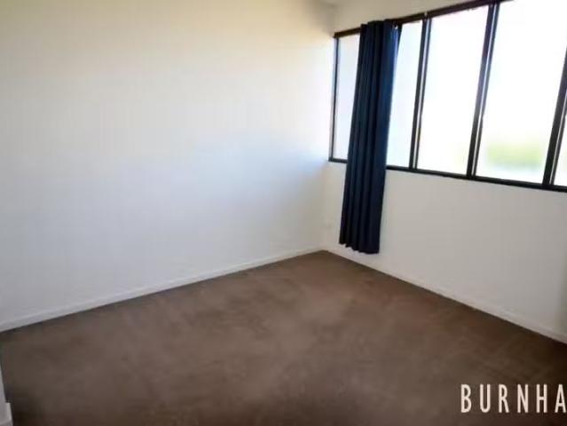 For Rent! 4/77 Victoria Street, Seddon VIC 3011