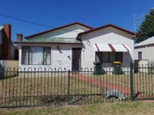 New 47 Myrtle Street, Gilgandra House for rent Listed by Debb.