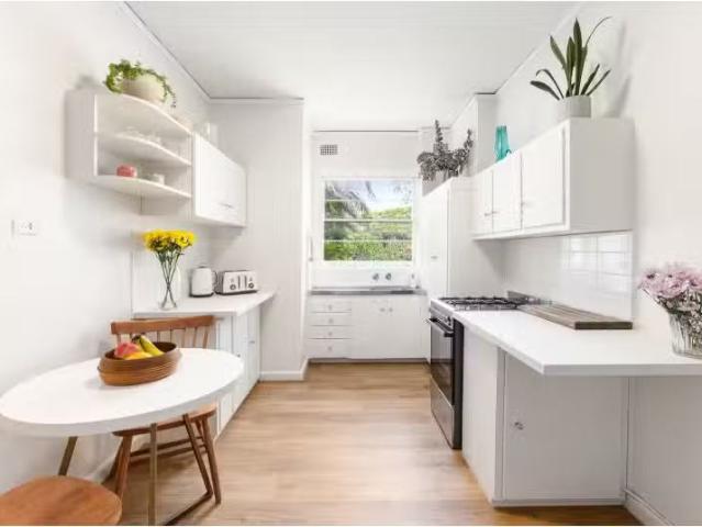 Cozy 4/7 Bellevue Park Road, Bellevue Hill Apartment for rent.