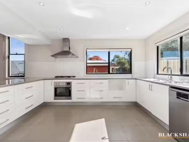 New 48A Lansell Circuit, Wanniassa House for rent Listed by P.