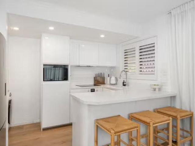 Charming 4/98 Dobson Street, Ascot QLD 4007