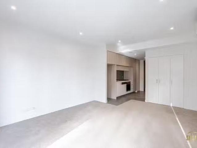 Cozy 403/1 Delhi Road, North Ryde, NSW 2113
