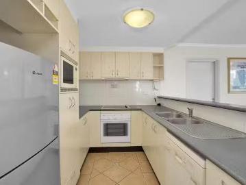 Just in! 404/220 Melbourne Street, South Brisbane, QLD 4101