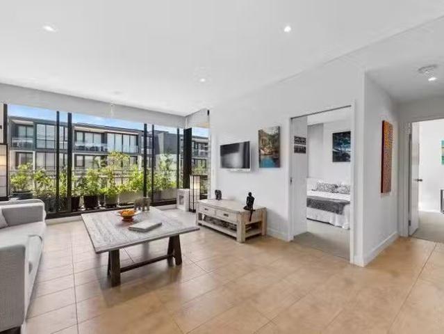 Cheap 407/5 Cattalini Lane, North Fremantle, WA 6159