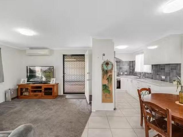 For Rent! 40 Miranda Drive, Wilsonton Heights, QLD 4350