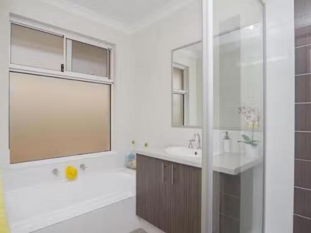 For Rent! 40 Billericay Circuit, Butler, WA 6036