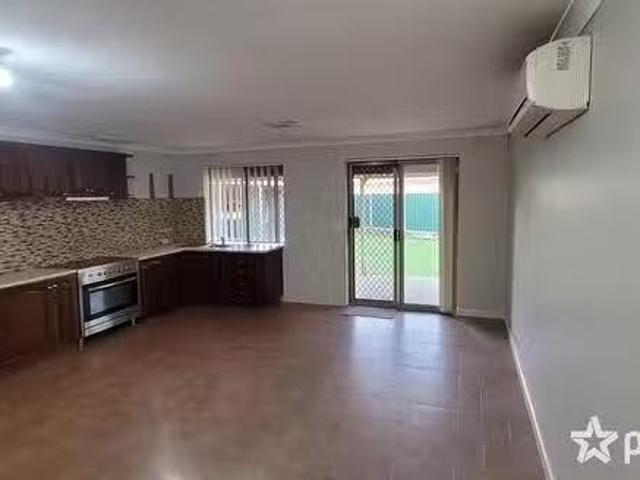 Unique 40 Park Road, Midvale, WA 6056