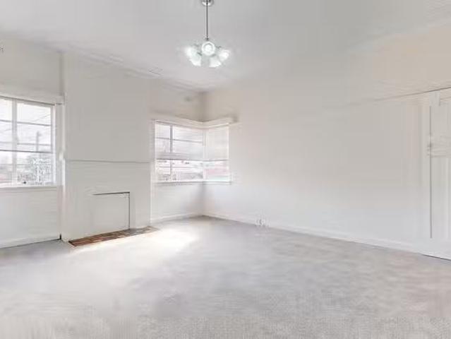 Just in! 4/10 16 Pilkington Street, Fitzroy North, VIC 3068