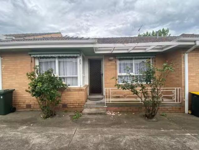 Nice 4/11A Murray Street, Brunswick West VIC 3055