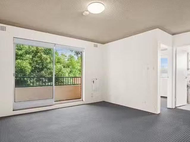 Nice 4/17 Thurlow Street, Riverwood, NSW 2210