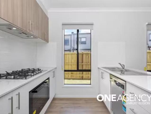 Cheap 41 Daffodil Crescent, Diggers Rest VIC 3427