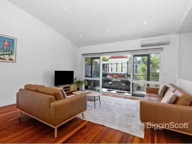 For Rent! 41 Parkville Street, Richmond House for rent Listed.