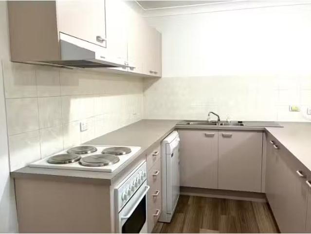 Charming 4/1 Waddell Place, Curtin Townhouse for rent Listed.