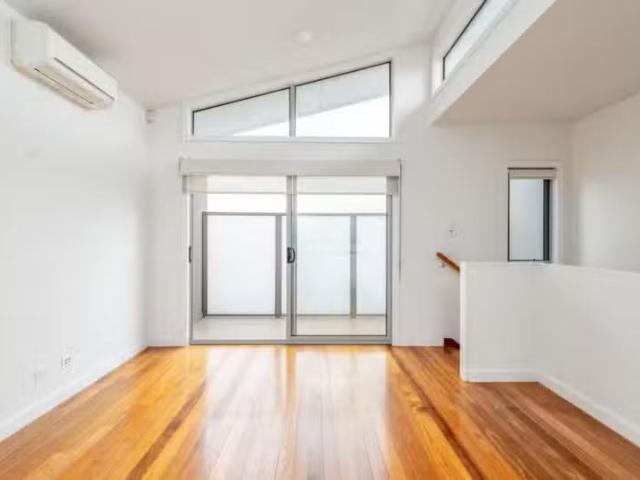 Unique 4/226 Gower Street, Preston VIC 3072 Townhouse For Le.